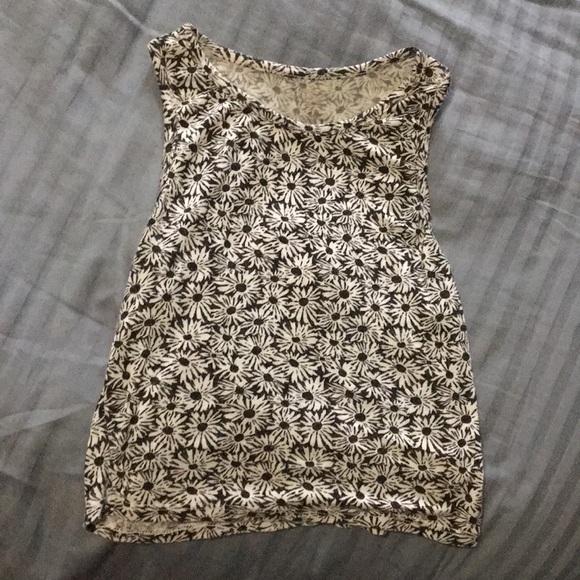 Daisy halter top - Picture 1 of 1